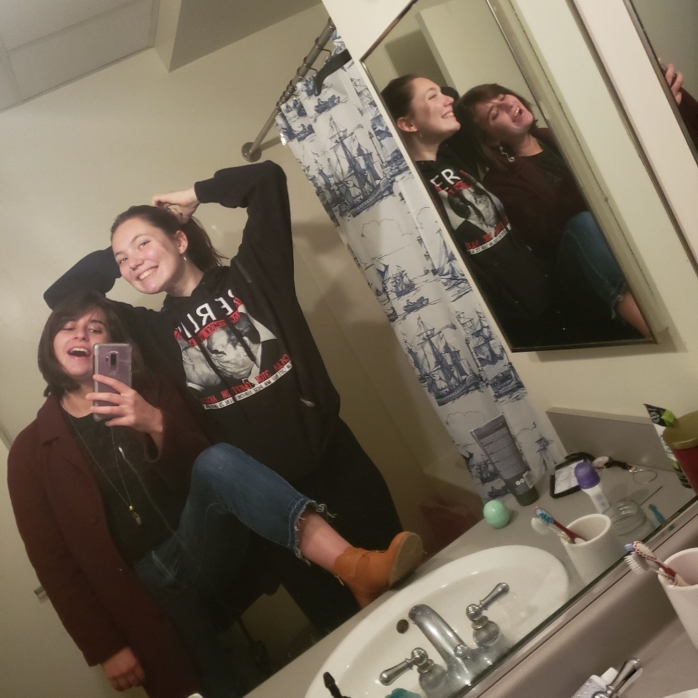 Meet your Posher, Brianna and Erin